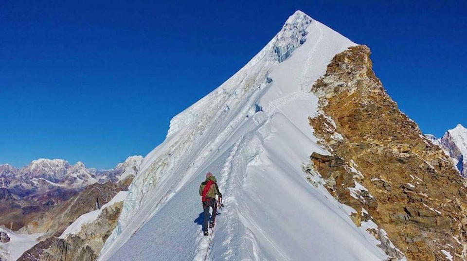 Lobuche East Peak Via Everest Base Camp - Destination Highlights