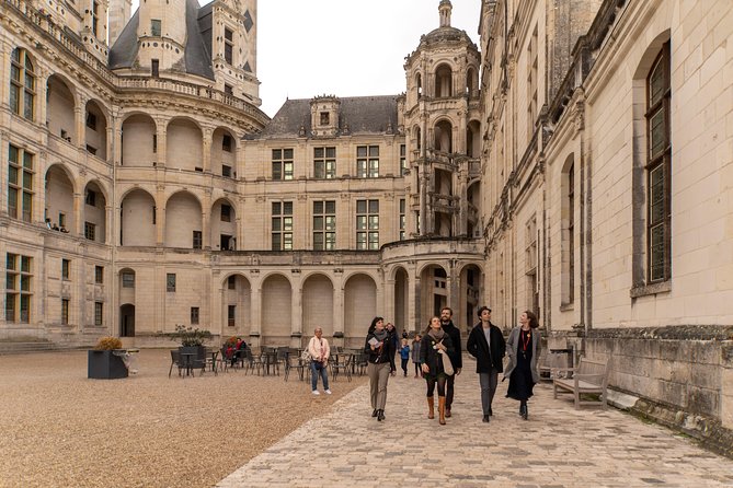 Loire Valley Castles Trip With Chenonceau and Chambord From Paris - Traveler Experiences