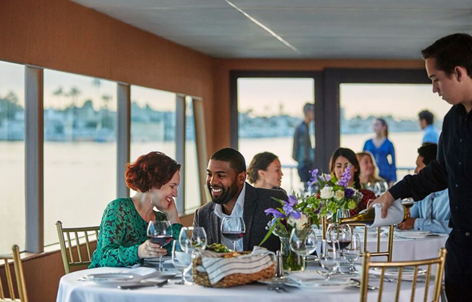 Los Angeles: Weekend Dinner Cruise From Newport Beach - Activity Details