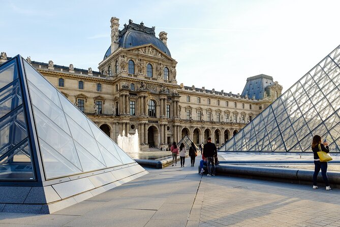 Louvre Museum Paris With Audio Guide in Different Languages - Language Options Available