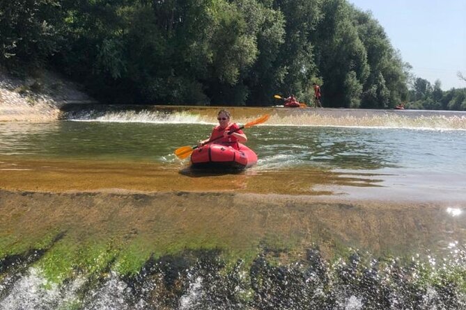 Lucca: Kayak Tour With Aperitif - Traveler Capacity and Reviews