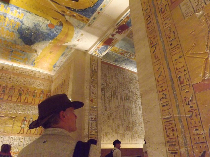 Luxor: Hatshepsut, Valley of Kings and Felucca Ride, Guide - Participant Guidance