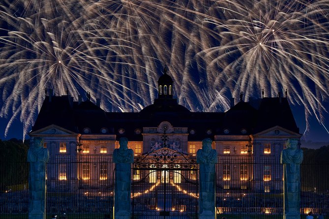 Luxury Evening Dining Experience at Chateau De Vaux-Le-Vicomte - Tour Highlights and Inclusions