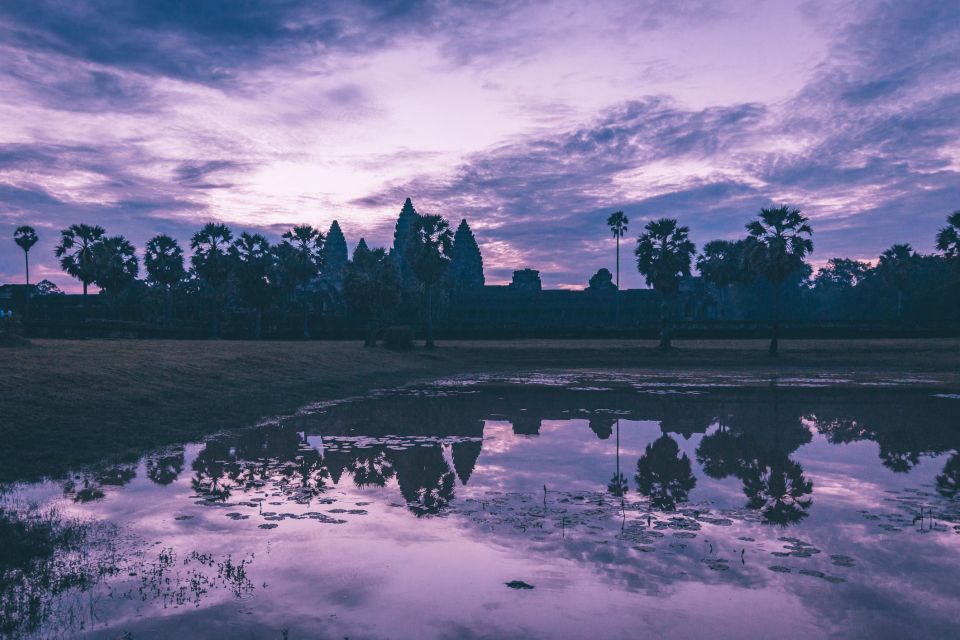 Mad Monkey Siem Reap Sunrise Angkor Wat Temple Tour - Booking Details