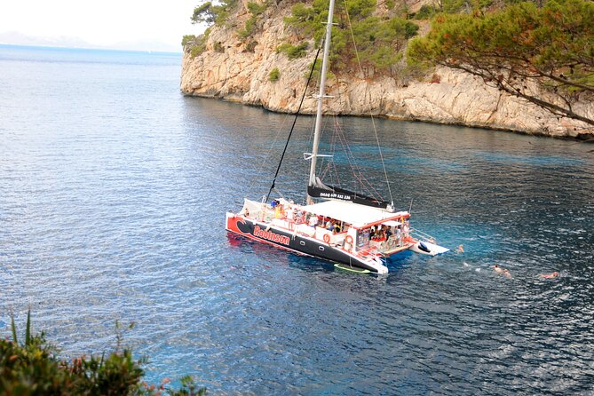 Mallorca Catamaran Tour in the Bay of Pollensa - Safety Measures