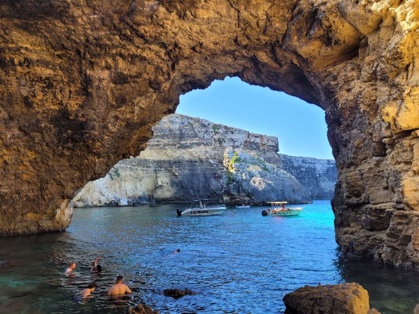 Malta: Comino, Blue Lagoon, Crystal Lagoon Private Boat Tour - Review Summary From Guests