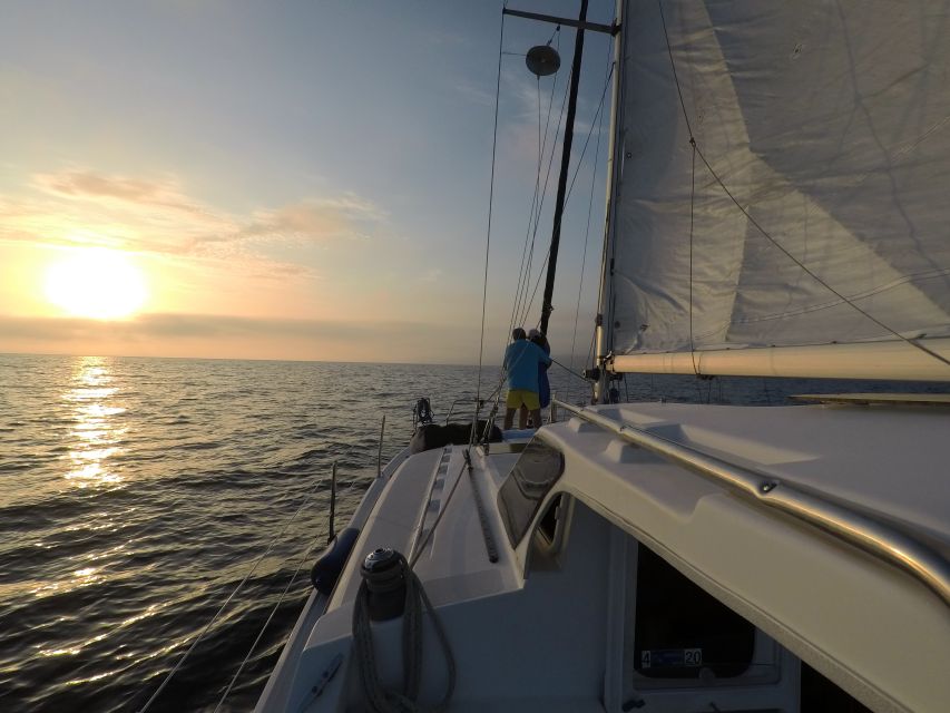 Marina Del Rey : 4 Hour Private Catamaran Sailboat Charter - Inclusions