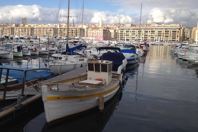 Marseille, Cassis and Aix Sightseeing Tour From Marseille - Guide Feedback and Performance