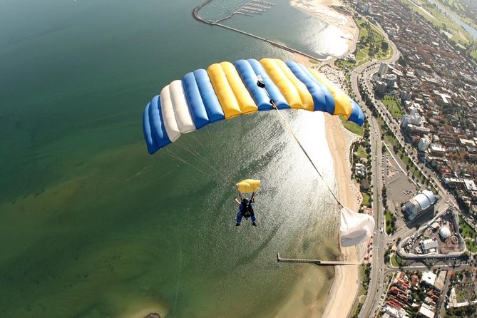 Melbourne Tandem Skydive 14,000ft With Beach Landing - Common questions