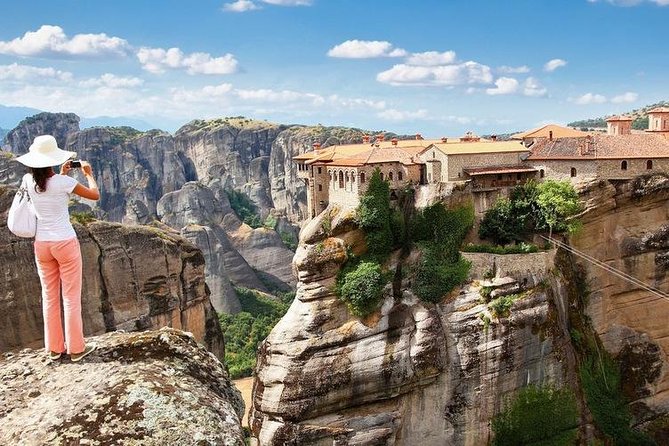 Meteora Full Day Tour From Thessaloniki - Meeting and Pickup