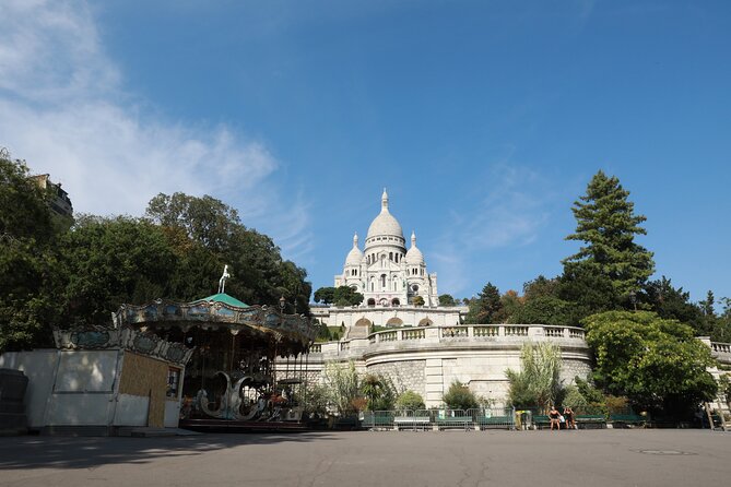 Montmartre Private Walking Tour - Scandalous Tales