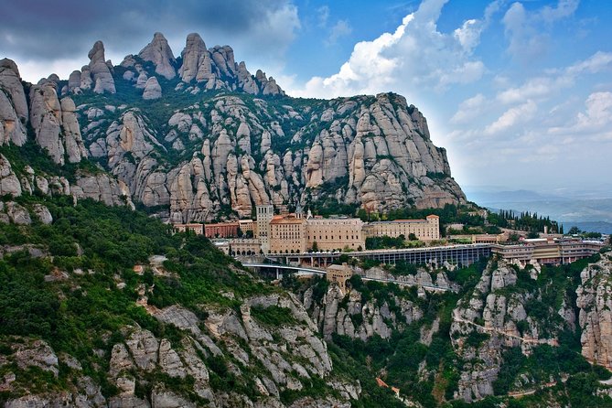 Montserrat Monastery Small Group or Private Tour Hotel Pick-Up - Tour Guides Feedback