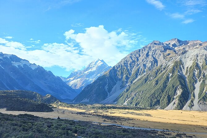 Mt Cook Small Group Day Tour via Lake Tekapo From Christchurch - Positive and Negative Guest Experiences