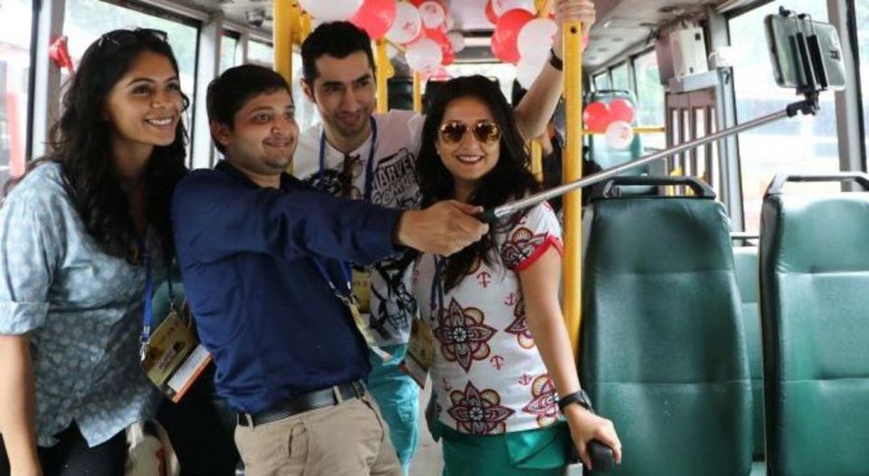 Mumbai: Major Bus Full Day Travel - Reservation Information