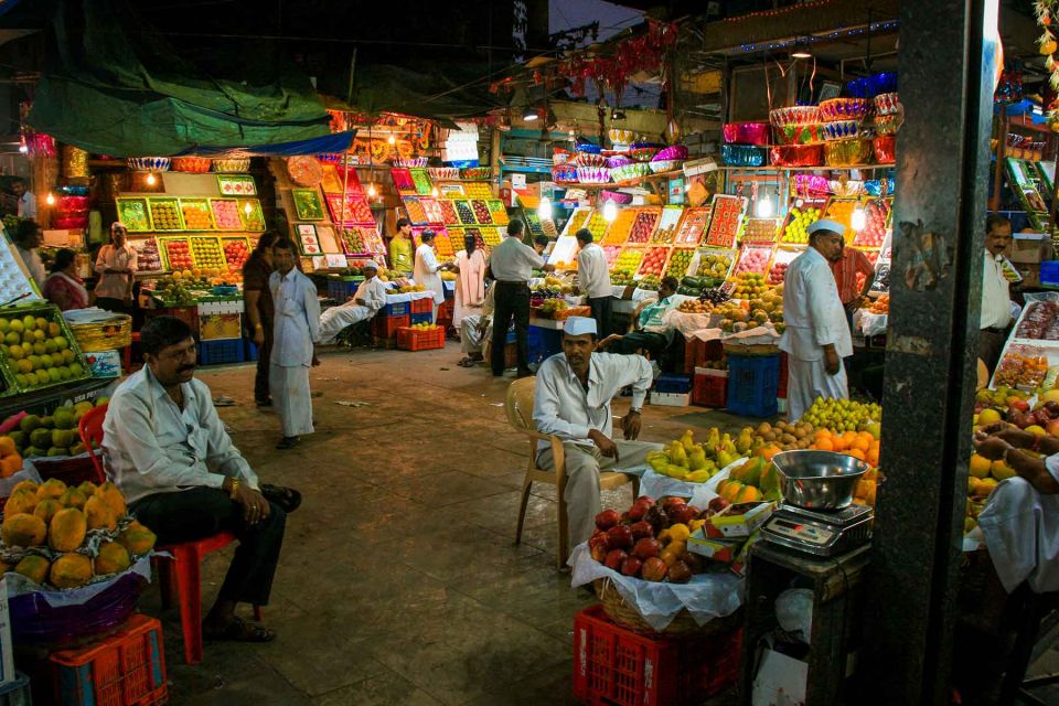 Mumbai Markets & Temples Tour - Booking Information