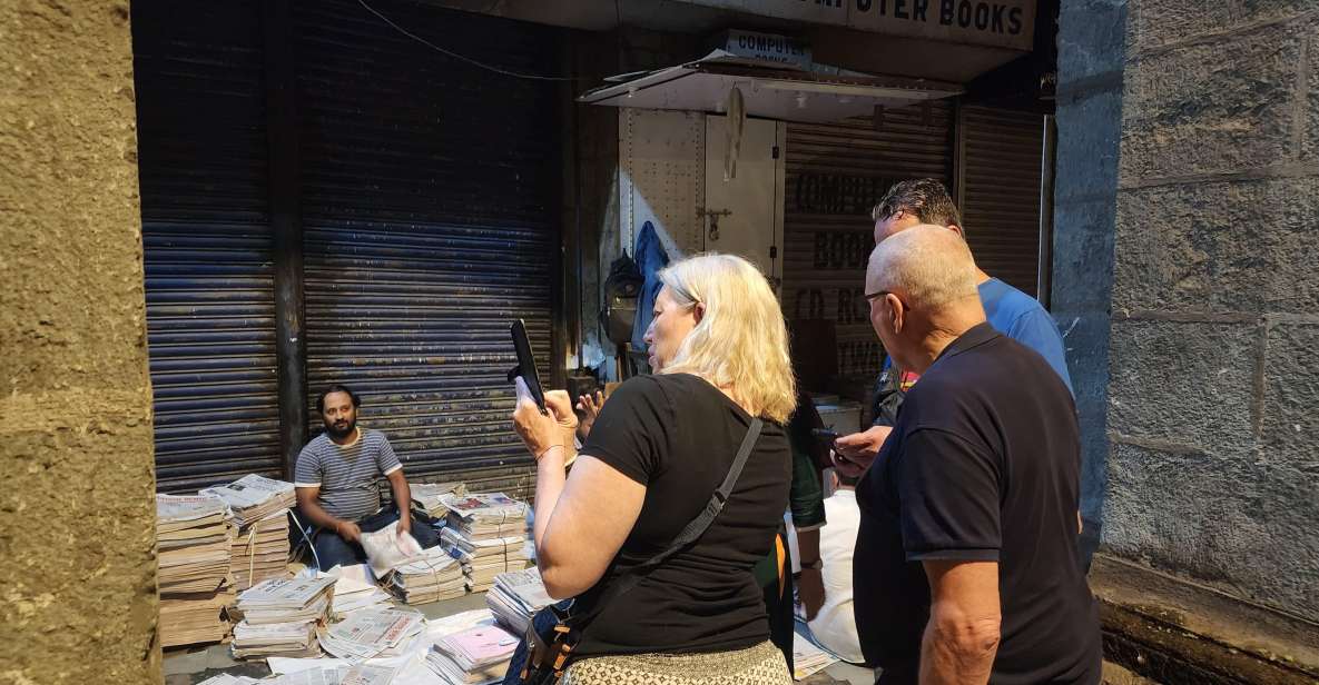 Mumbai: Mumbai At Dawn - Engaging With Local Traditions