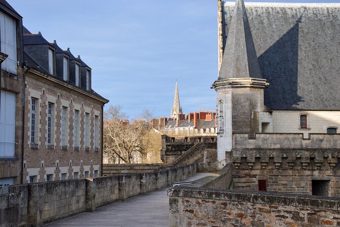 Nantes Private Walking Tour With A Professional Guide - Itinerary Details