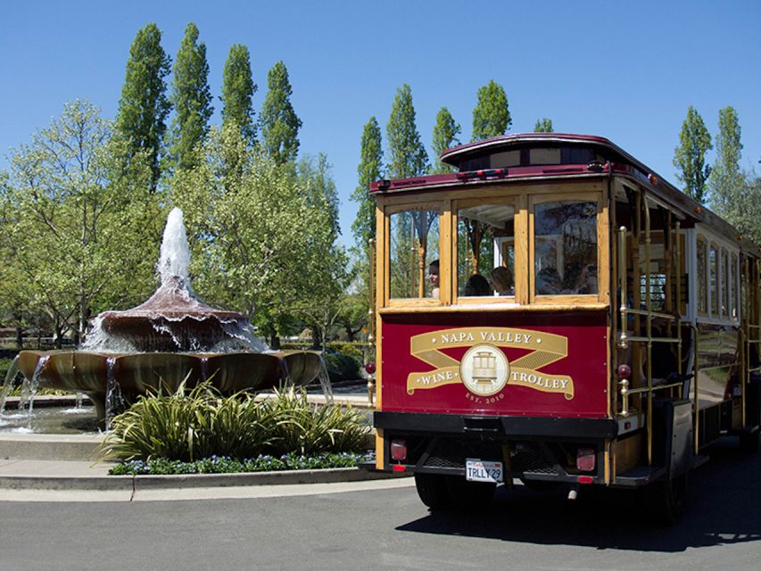 Napa Valley: Wine Tasting Tour by Open Air Trolley & Lunch - Review Summary