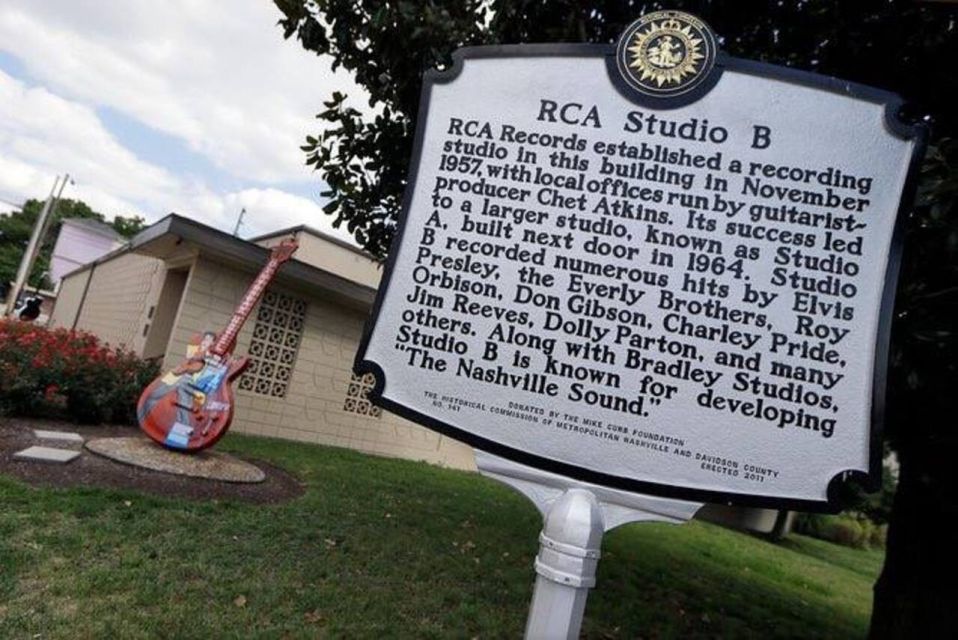 Nashville: Private City Tour With Local Singer-Songwriter - Highlights
