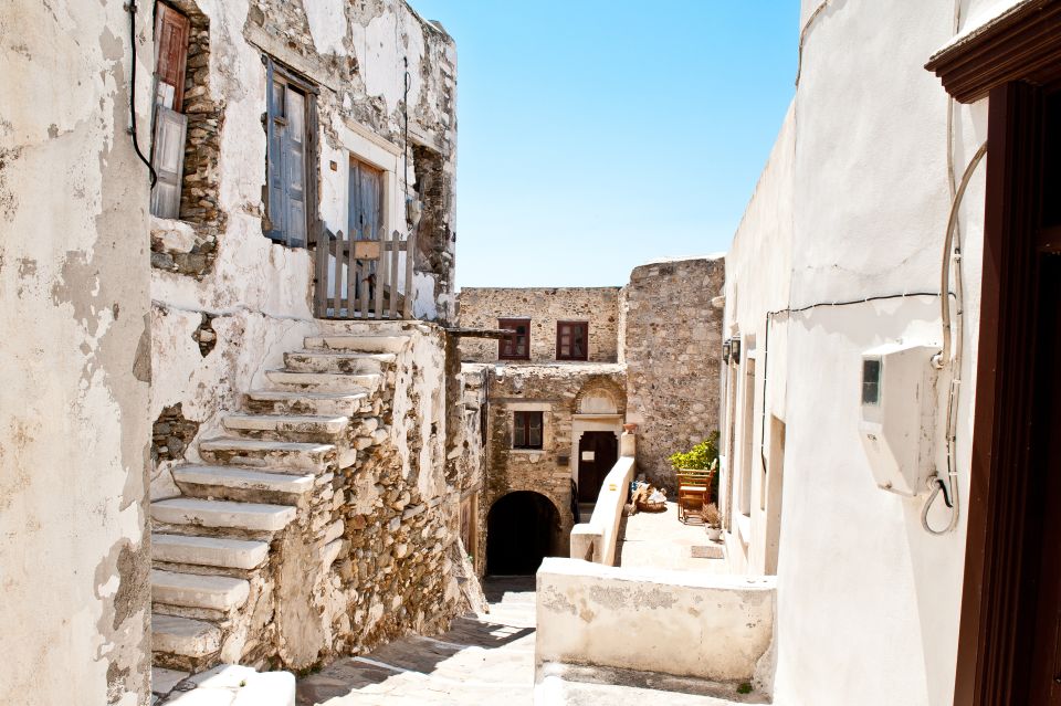 Naxos Town: Sunset Mythology Tour With Wine - Experience Highlights & Activities