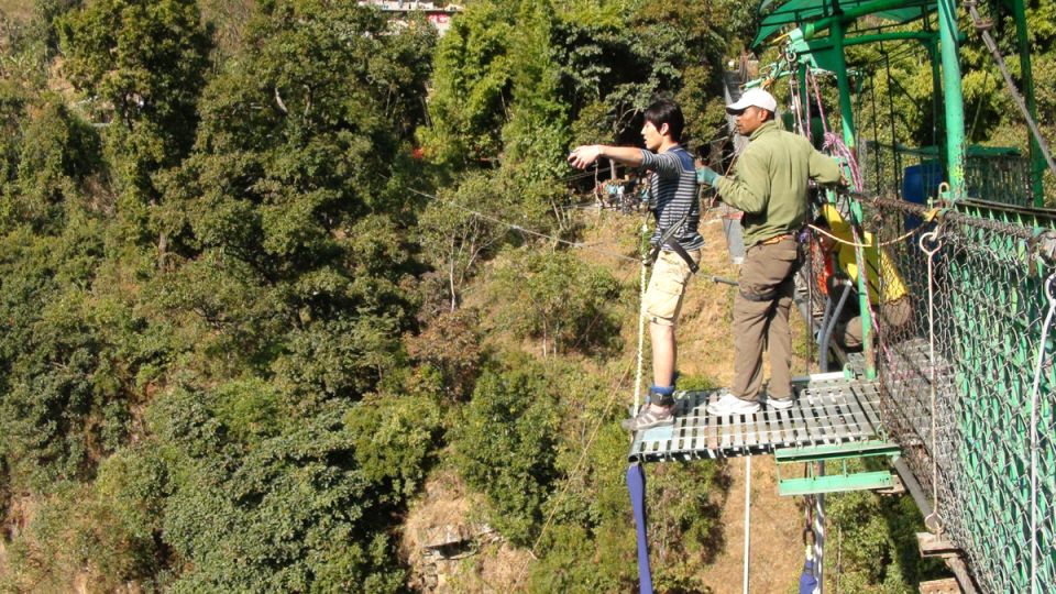 Nepal: Bungy Jumping - Safety Measures