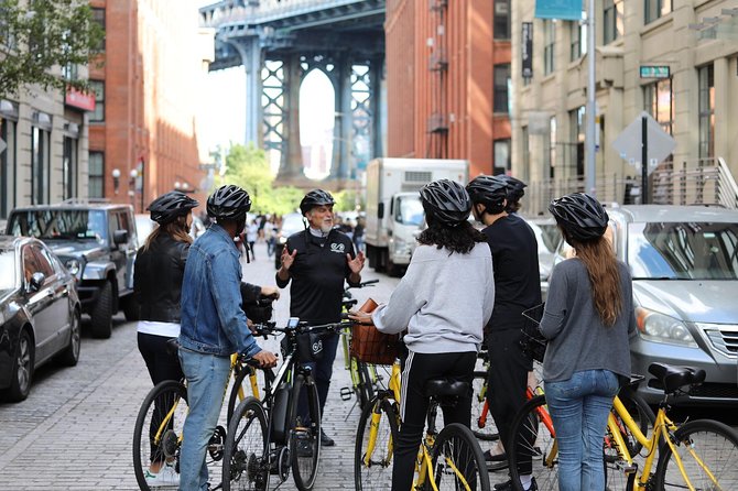 New York City: Brooklyn Bridge & Waterfront Bike Tour (2 Hours) - Traffic-Free Exploration