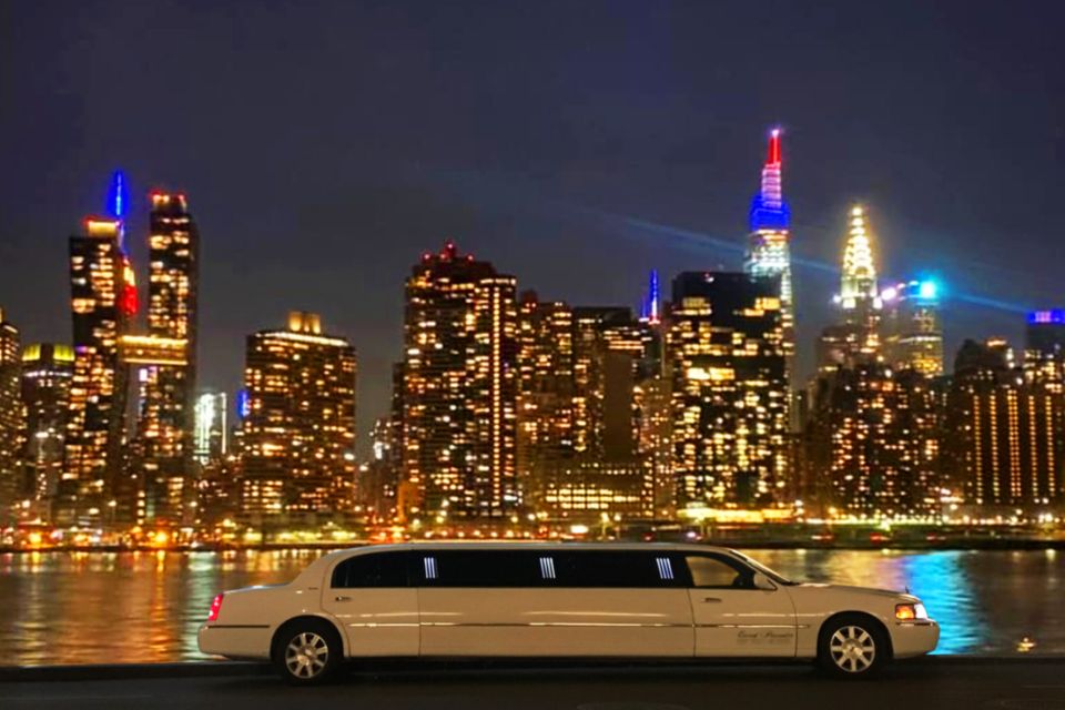 New York City: Private Manhattan Limousine Tour - Limousine Tour Highlights