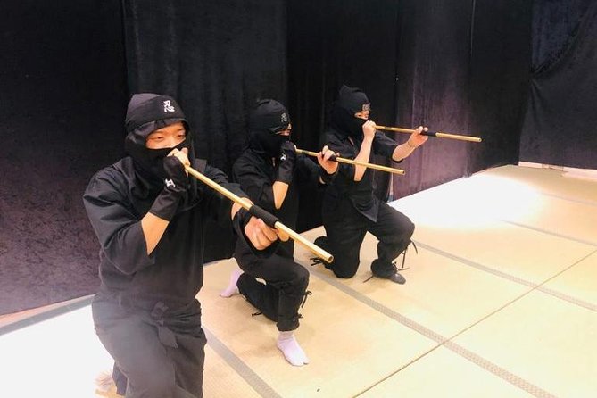 Ninja Experience in Tokyo Samurai Ninja Museum (Family & Kid ) - Ninja Costume and Weapon Training