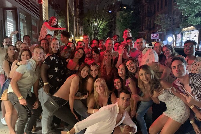 NYC West Village Pub Crawl - Dress Code and Age Requirement