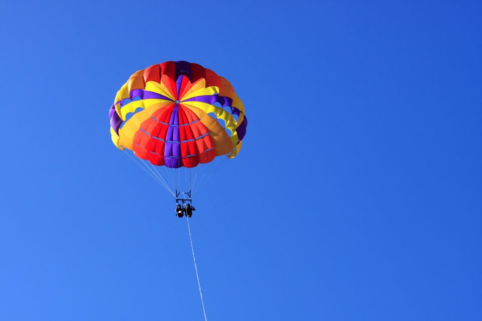 Oahu: Diamond Head Sunrise and Parasailing Tour - Parasailing Adventure Details