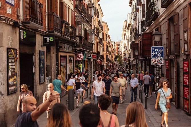 Off the Beaten Track in Madrid: Private City Tour - Knowledgeable Local Guides