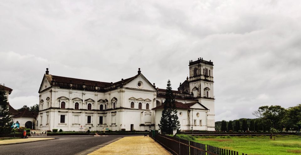 Old Goa: Walking Tour of Heritage Churches - Meeting Point Details