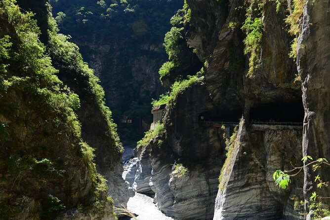 One-Day Private Guided Tour in Taroko Gorge From Hualien - Customer Reviews Overview