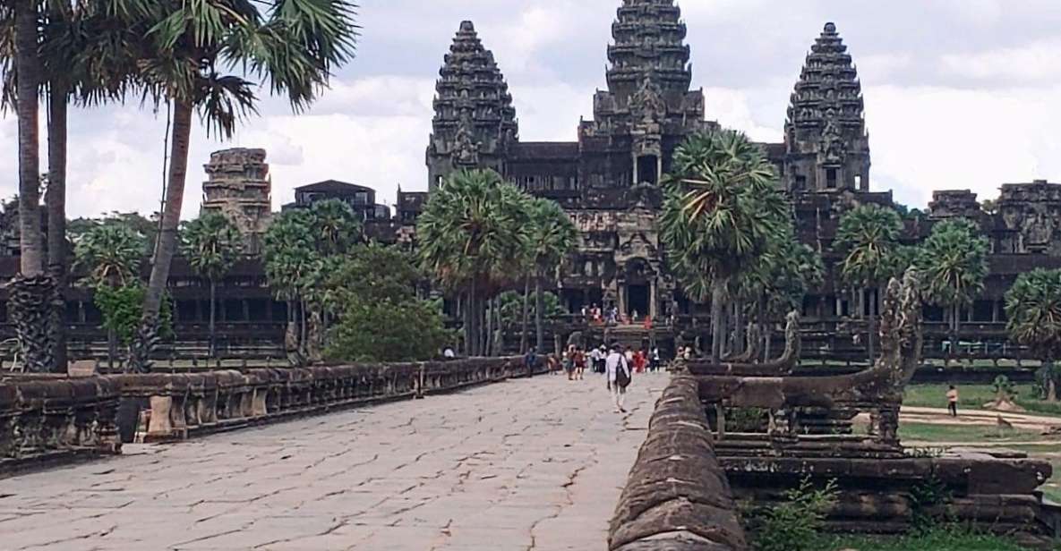 One Day Shared Trip to Angkor Temples - Temple Exploration Experience