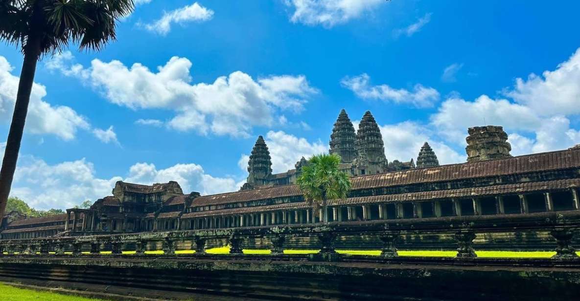 One-Day Small Circuit Tour: Angkor Wat, Bayon, Ta Prohm - Booking Information and Options