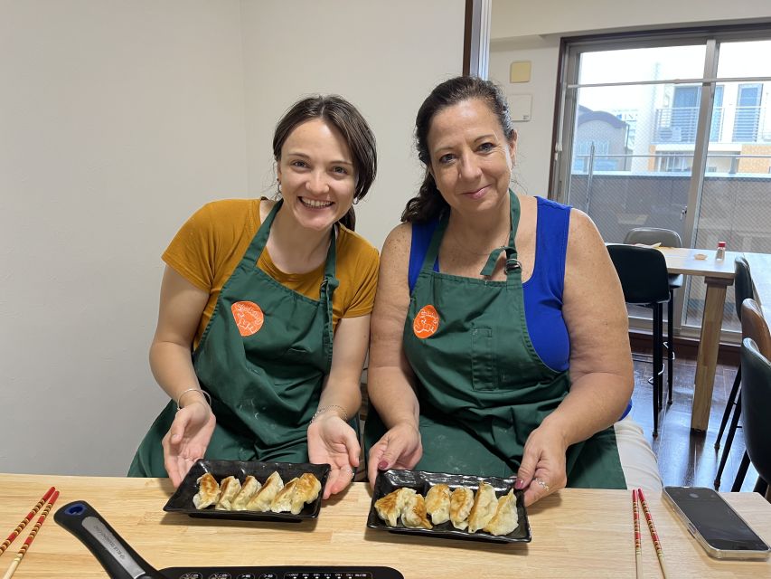 Osaka: Ramen and Gyoza Cooking Class in Dotonbori - Review Summary