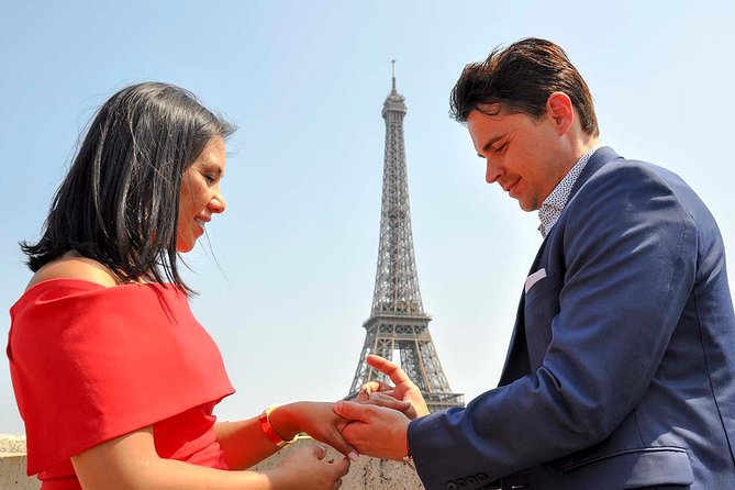 Paris Engagement Proposal Private Walking Tour With Professional Photographer - Benefits