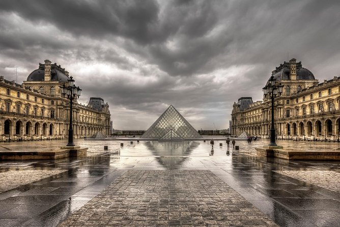 Paris Famous Landmarks PhotoWalks Tour - Inclusions and Services Provided