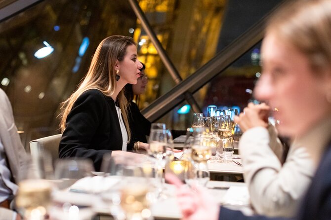 Paris Late Dinner at Eiffel Towers Madame Brasserie Restaurant - Dining Experience