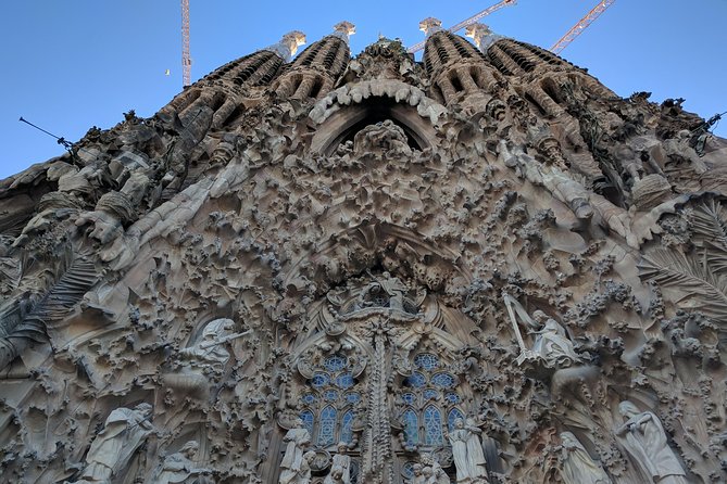 Park Güell and Sagrada Familia, Gaudís Masterpieces Private Tour - Traveler Experience