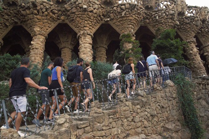 Park Guell Guided Tour With Skip the Line Ticket - Inclusions and Logistics