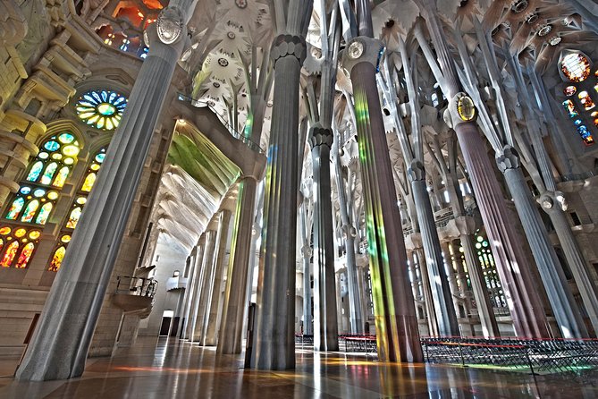 Park Guell & Sagrada Familia Private Tour With Hotel Pick-Up - Tour Highlights