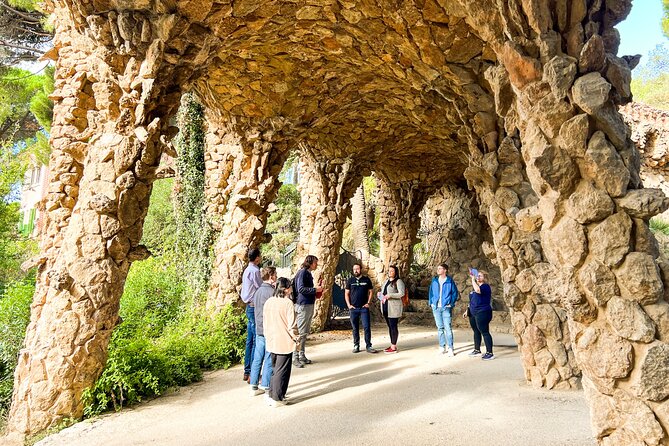Park Guell & Sagrada Familia Tour With Skip the Line Tickets - Inclusions