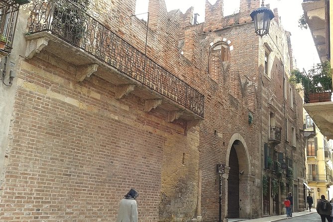 Passionate Verona: Living Romeo and Juliets Story - Tour Content and Value