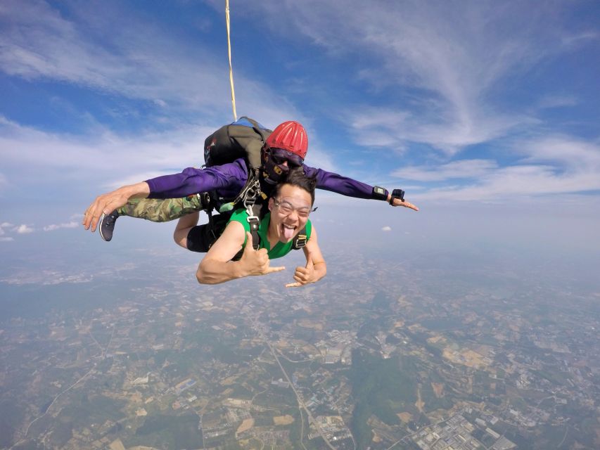 Pattaya: Skydive From 13,000 Feet With Hotel Transfers - Review Summary