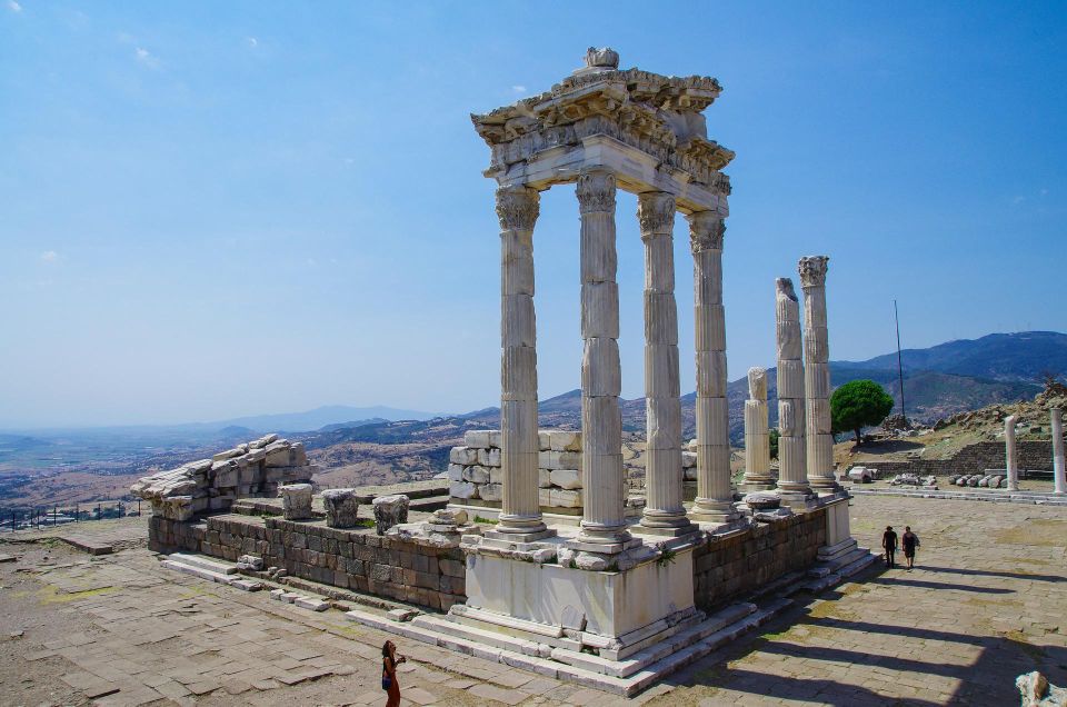 Pergamon Tour With Acropolis & Asklepion - Asclepion Healing Center Insights