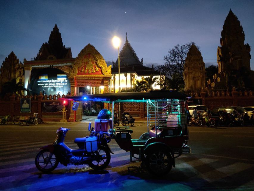 Phnom Penh Evening Cruising by Traditional Tuk-Tuk - Tour Details