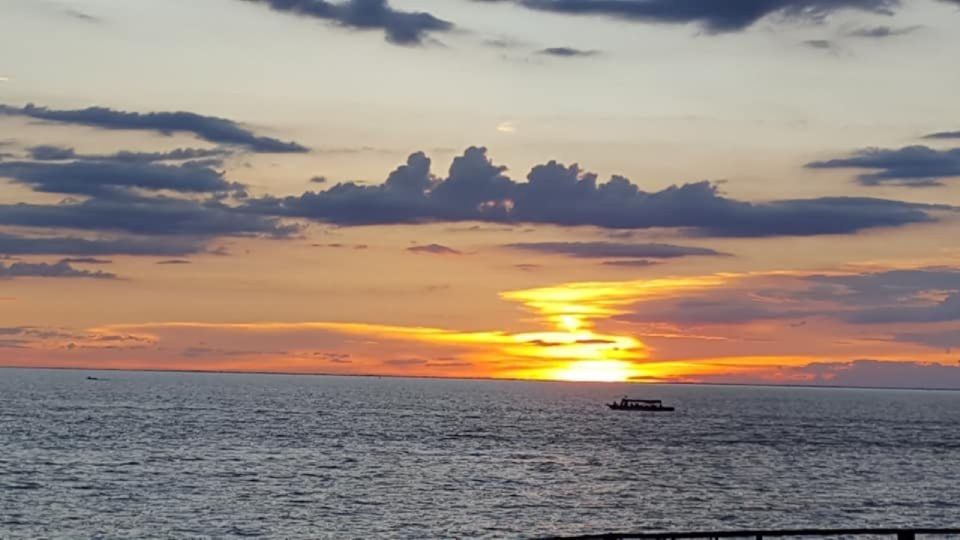 Phnom Penh Mekong/Tonle Sap River Sunset Wine/Fruits Cruise - Inclusions