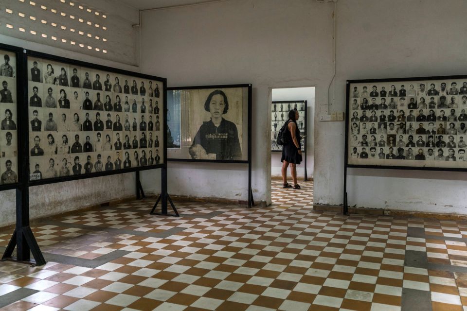 Phnom Penh: Tour of Tuol Sleng Prison and Choeng Ek Memorial - Tour Guide and Pickup Information