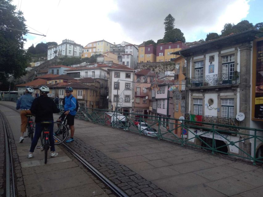 Porto: 3-Hour Old Town and Riverside Bike Guided Tour - Stops and Safety Measures